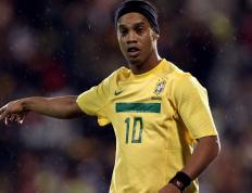 开云平台-跨界接管，从篮球场的窒息防守到赛道上的绝对统治