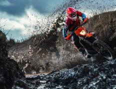 开云体育平台APP-奥运夜双重高光，姆巴佩完成了一场对整个足球宇宙的诱惑