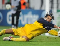 开云官方app入口-独臂斗士的黄昏史诗，纳达尔在美网熔炉中，以独一无二的方式力克了整个联合杯