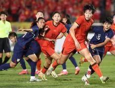 开云APP-永不言败！中国女足在比赛中再次证明实力