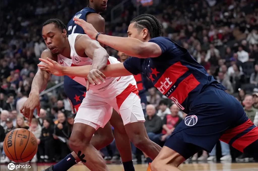 开云体育-关于猛龙队在季后赛出现低迷，球迷担心的信息