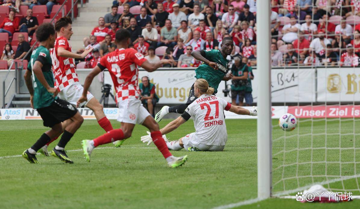 开云体育平台APP-斯图加特战绩低迷,球队处境艰难