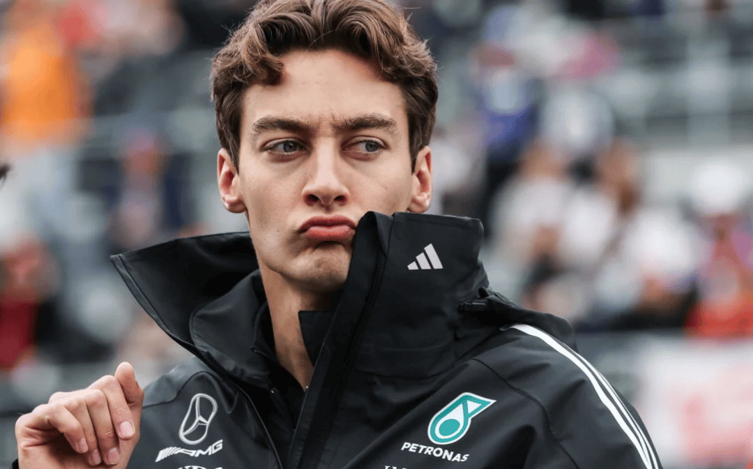 开云体育APP下载-迈凯伦鏖战红牛二队，拉塞尔统治全场的简单介绍