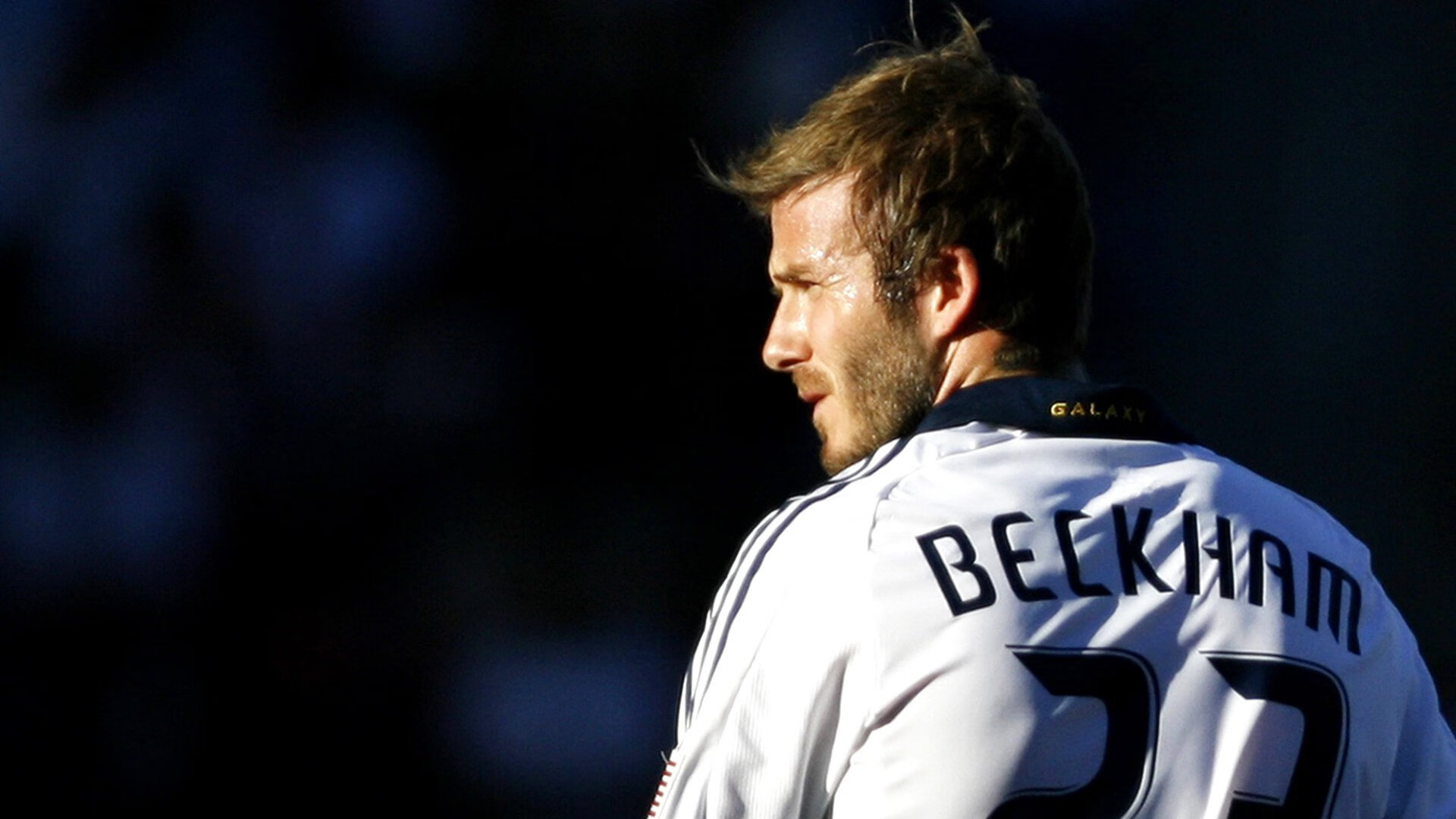 开云体育平台APP-黄潜风暴席卷洛佩拉!英格兰飞翼萨卡用国家德比接管宣言震惊西甲