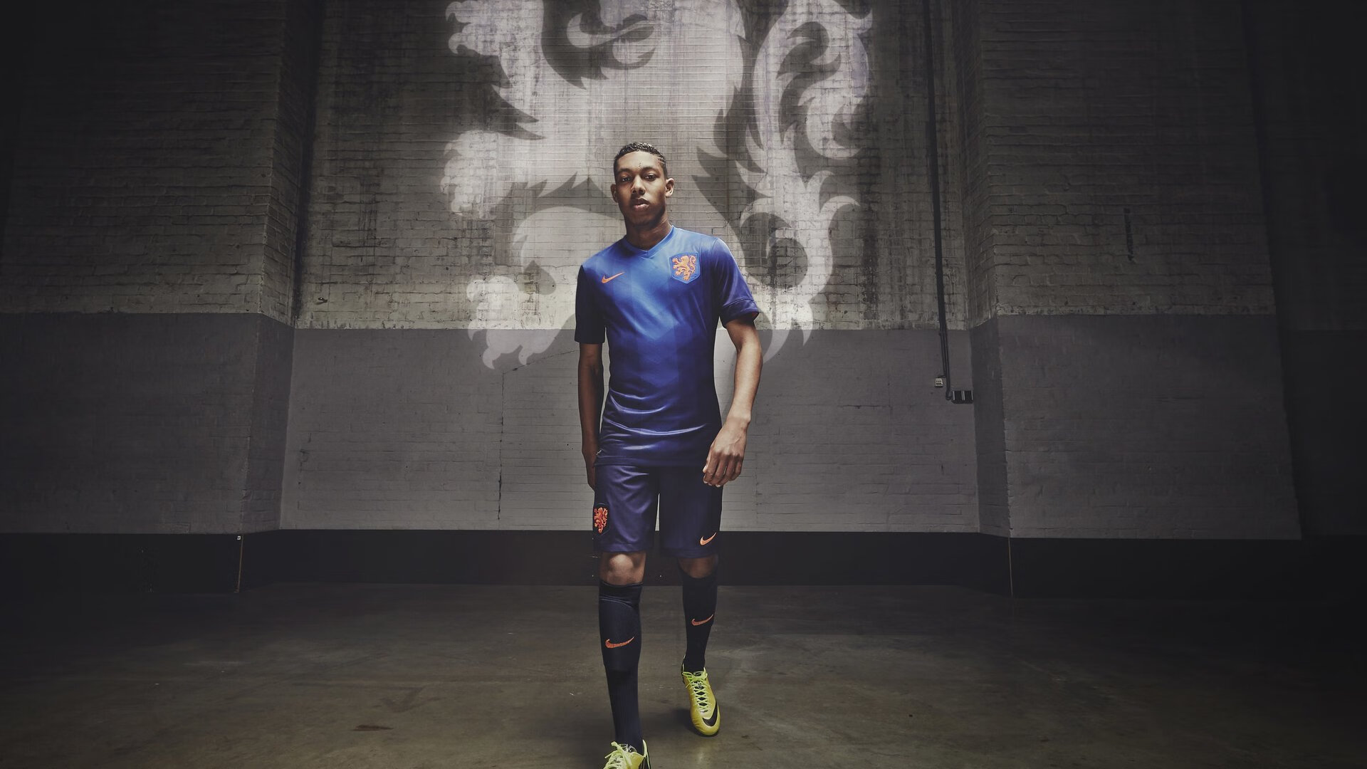 开云体育官方网站-突尼斯式节奏驯服巴斯克雄狮，德里赫特一锤定音主宰战术博弈